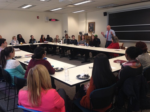 The Honorable Patrick T. Murphy talks to attendees of DePaul University College of Law students
