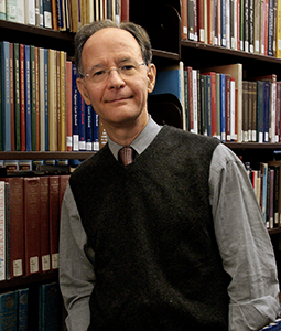 DePaul Law Professor Stephaen Siegel