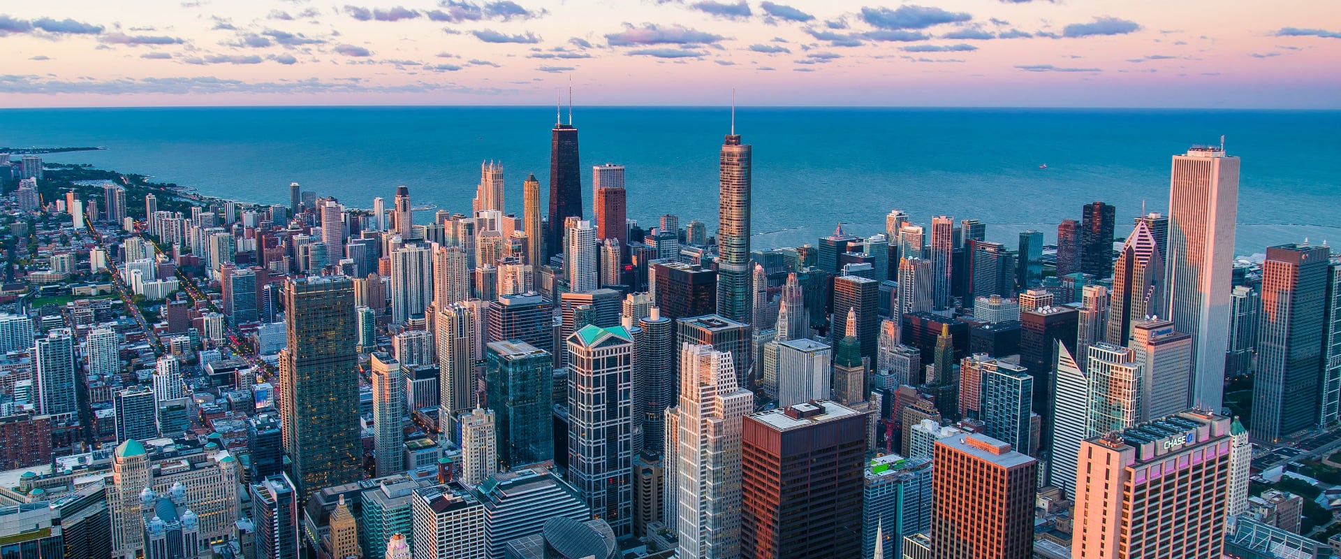 Downtown Chicago, home to the DePaul College of Law